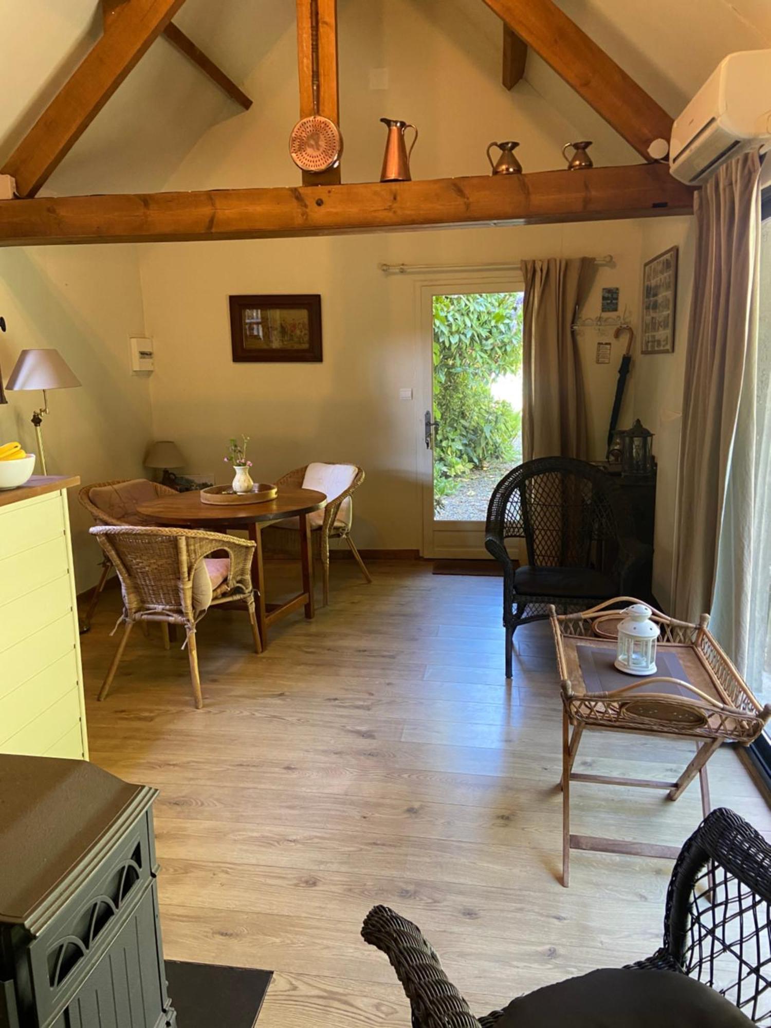 Le Jardin Sauvage Bed and Breakfast Maintenay Buitenkant foto